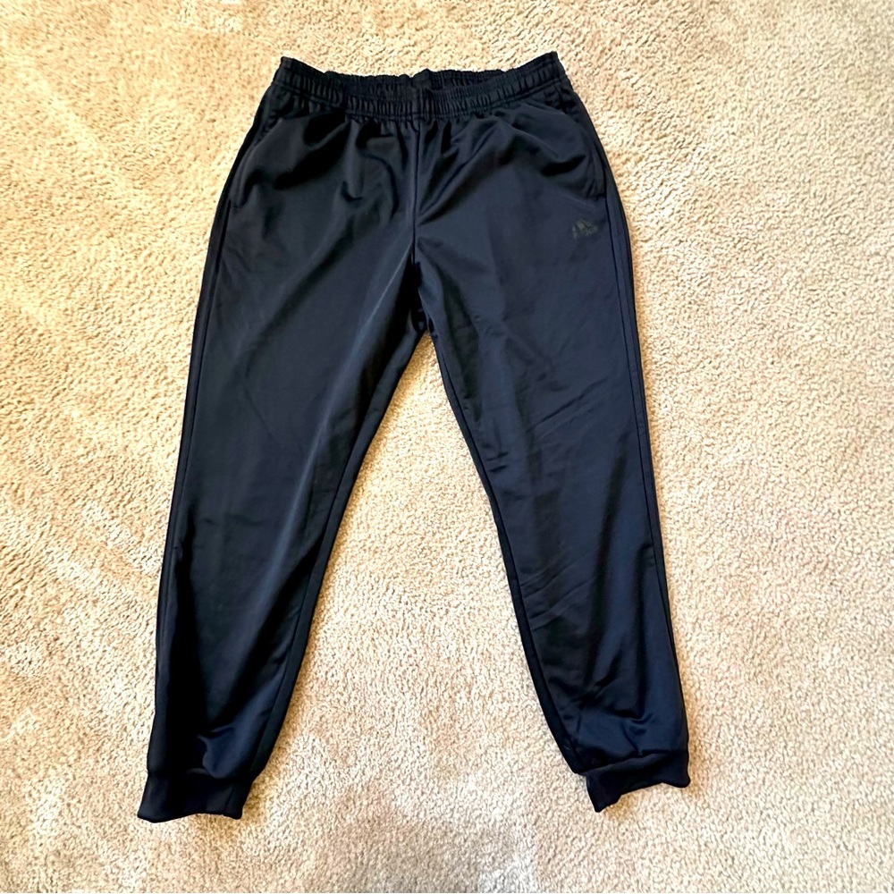 Men’s Adidas sweatpants